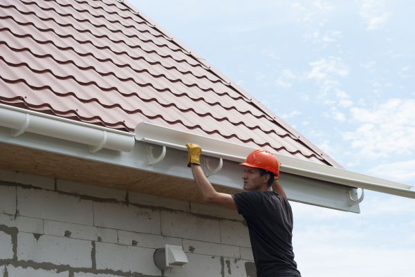 Rain Gutter Repair in Hillsboro