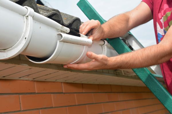 Large Gutter Repair in Hillsboro